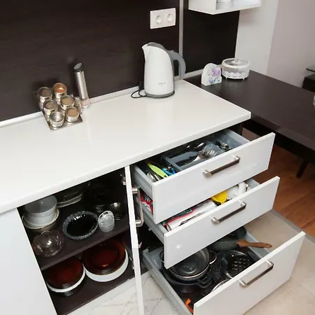 Apartment Dream - Golden Sands