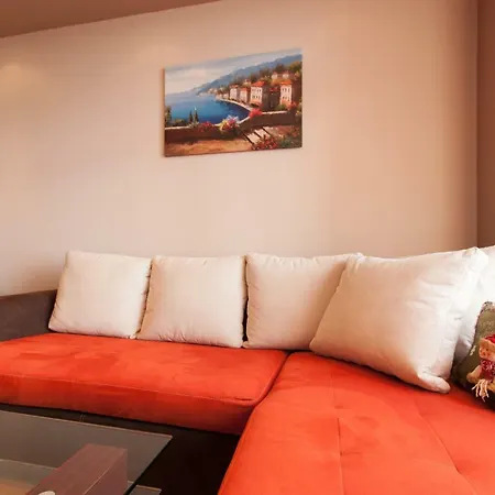 Apartment Dream - Golden Sands